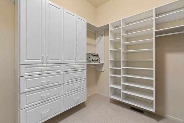 19081 Inndale Drive, Lakeville, MN 55044