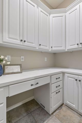 19081 Inndale Drive, Lakeville, MN 55044