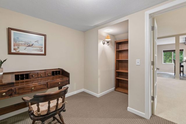 19081 Inndale Drive, Lakeville, MN 55044
