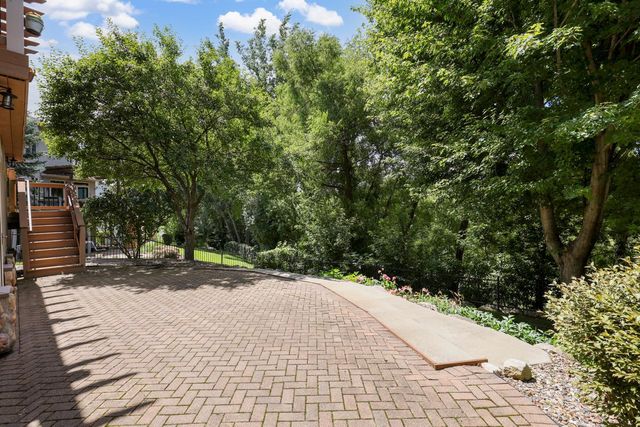 19081 Inndale Drive, Lakeville, MN 55044