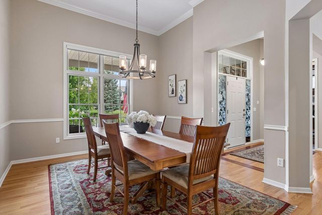 19081 Inndale Drive, Lakeville, MN 55044