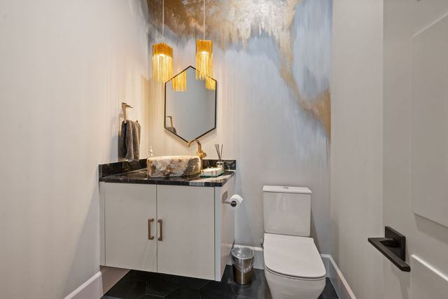 916 Dove Creek Court, Bartonville, TX 76226