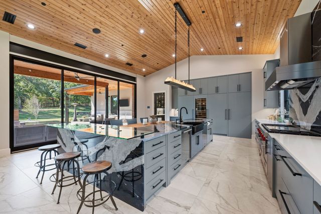 916 Dove Creek Court, Bartonville, TX 76226