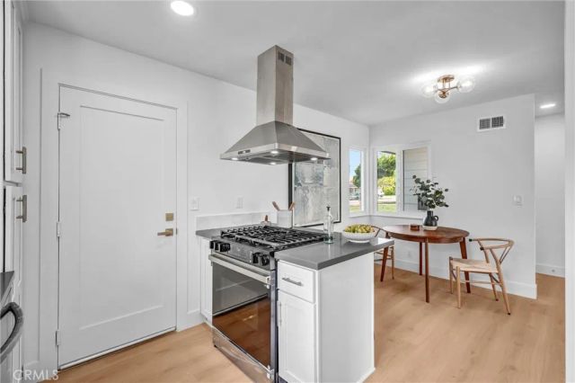 14492 Spa Drive, Huntington Beach, CA 92647