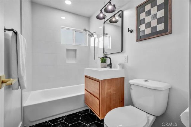 14492 Spa Drive, Huntington Beach, CA 92647