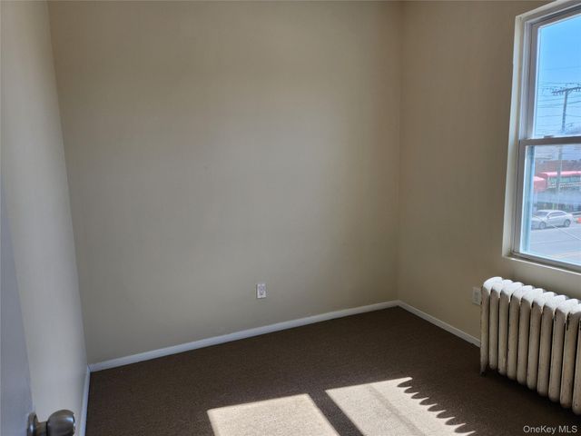 49 Roger Avenue, Inwood, NY 11096