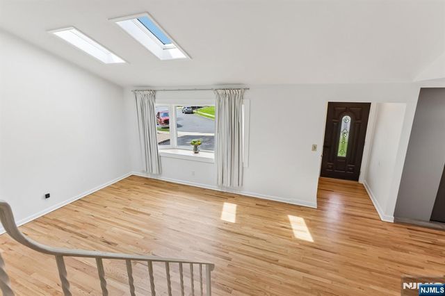 84 Howard Place, Nutley, NJ 07110