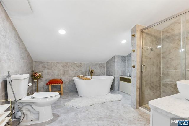 84 Howard Place, Nutley, NJ 07110