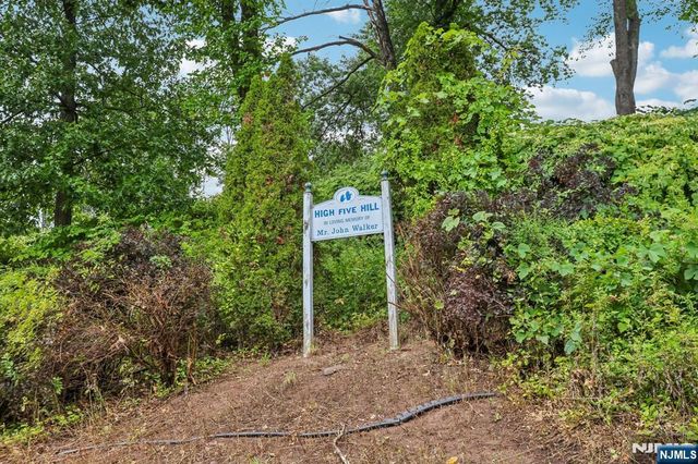 84 Howard Place, Nutley, NJ 07110