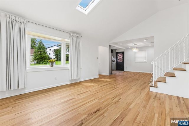 84 Howard Place, Nutley, NJ 07110