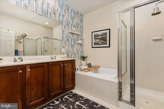 7828 CEDAR BRANCH DR, Gainesville, VA 20155
