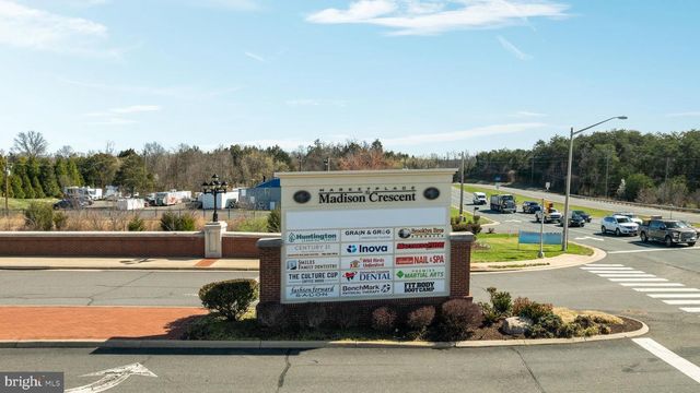 7828 CEDAR BRANCH DR, Gainesville, VA 20155