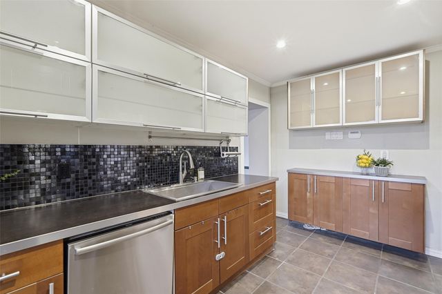 5326 Bradford Drive, Dallas, TX 75235