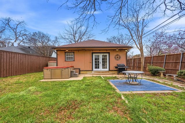 5326 Bradford Drive, Dallas, TX 75235