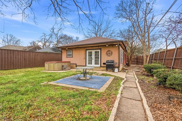 5326 Bradford Drive, Dallas, TX 75235