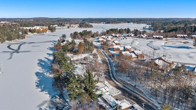 215 Canyon Road, Wisconsin Dells, WI 53965