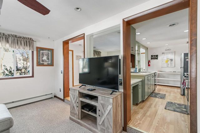 215 Canyon Road, Wisconsin Dells, WI 53965