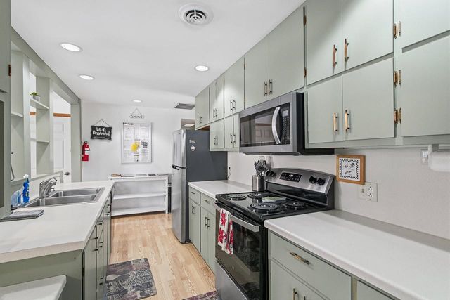 215 Canyon Road, Wisconsin Dells, WI 53965