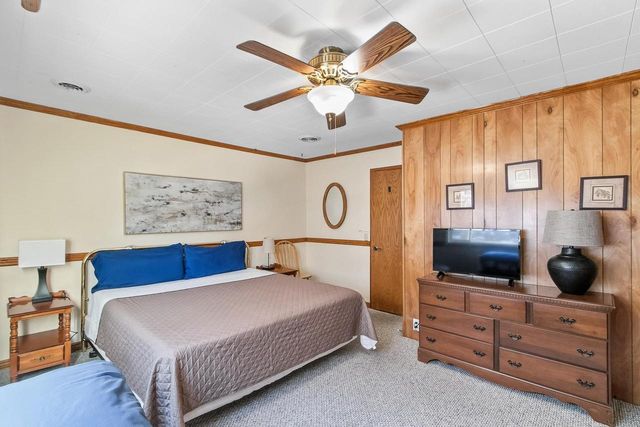 215 Canyon Road, Wisconsin Dells, WI 53965