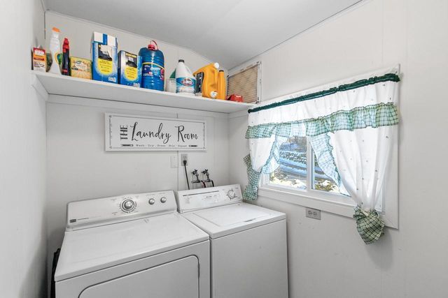 215 Canyon Road, Wisconsin Dells, WI 53965