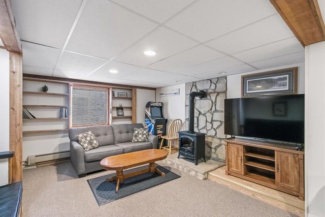 215 Canyon Road, Wisconsin Dells, WI 53965