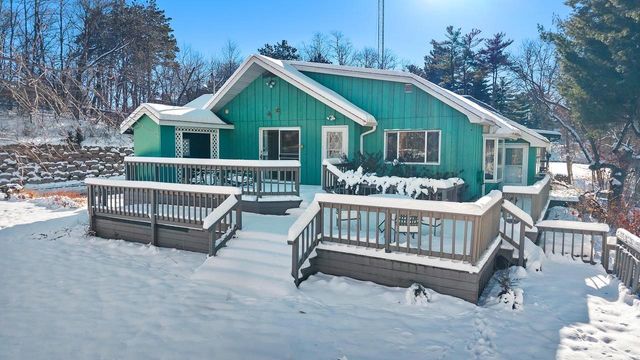 215 Canyon Road, Wisconsin Dells, WI 53965