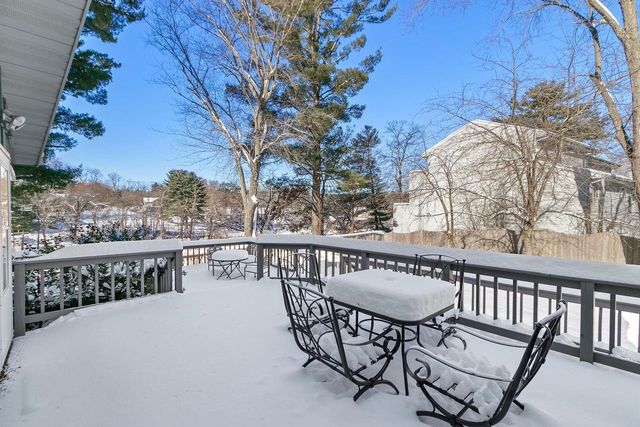 215 Canyon Road, Wisconsin Dells, WI 53965