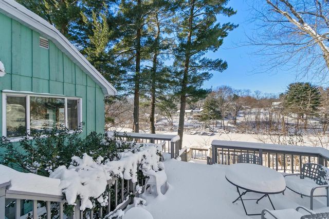 215 Canyon Road, Wisconsin Dells, WI 53965