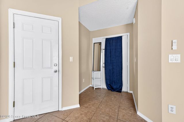 1923 Sugarberry Court NE, Palm Bay, FL 32905
