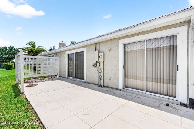 1923 Sugarberry Court NE, Palm Bay, FL 32905