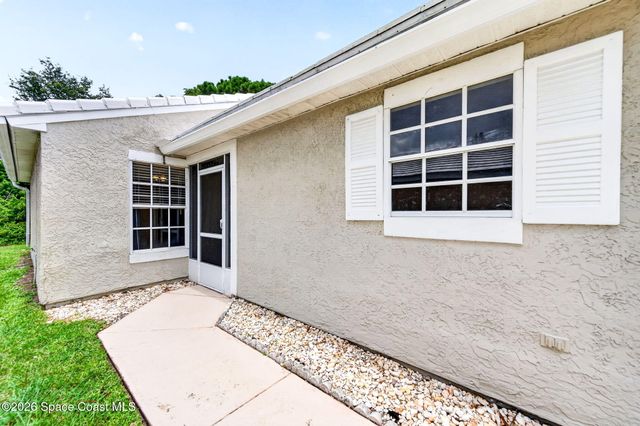 1923 Sugarberry Court NE, Palm Bay, FL 32905