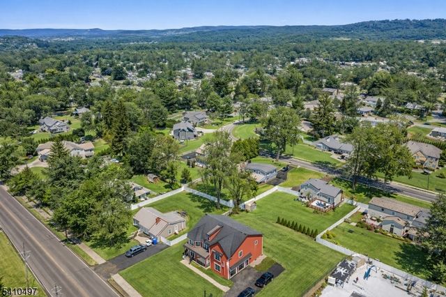 1690 Hamburg Tpke, Wayne Twp., NJ 07470