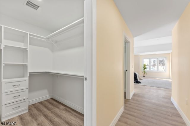 1690 Hamburg Tpke, Wayne Twp., NJ 07470