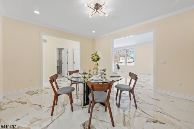 1690 Hamburg Tpke, Wayne Twp., NJ 07470