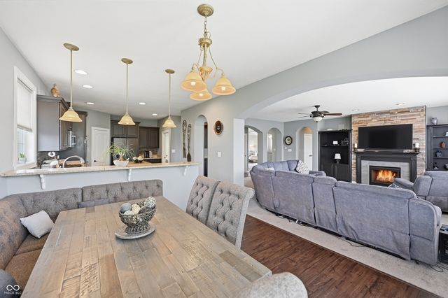 2797 Knockawuddy Drive, Brownsburg, IN 46112