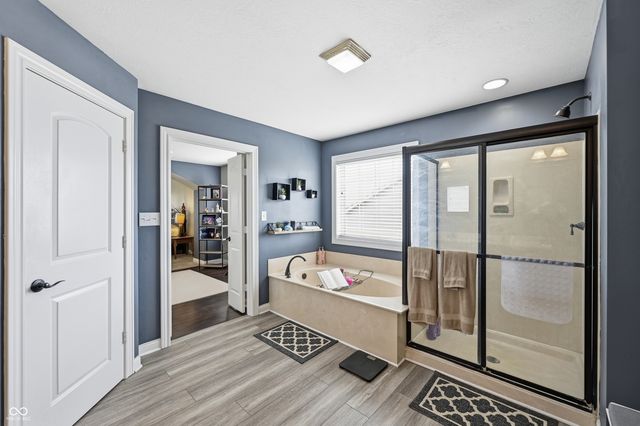 2797 Knockawuddy Drive, Brownsburg, IN 46112
