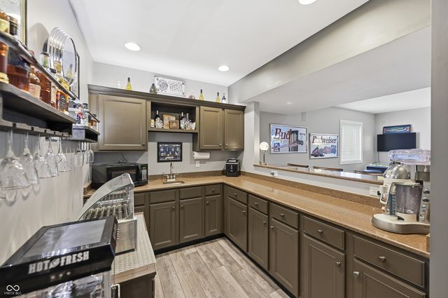 2797 Knockawuddy Drive, Brownsburg, IN 46112