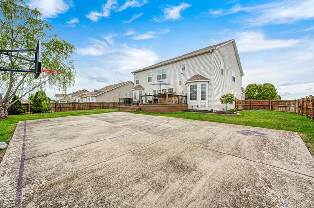 2797 Knockawuddy Drive, Brownsburg, IN 46112