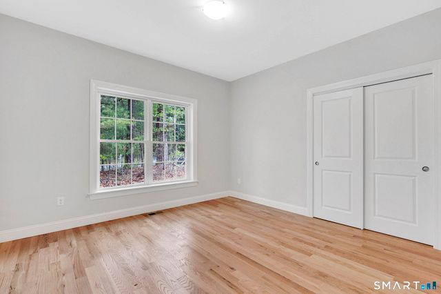 60 Liberty Lane, Enfield, CT 06082