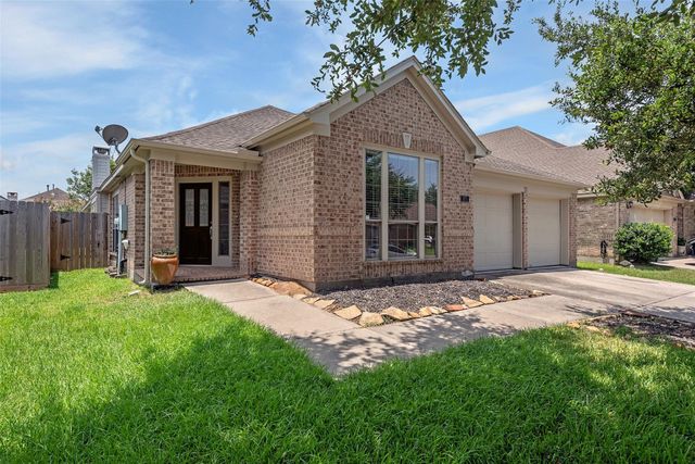 871 Falling Springs Lane, League City, TX 77573