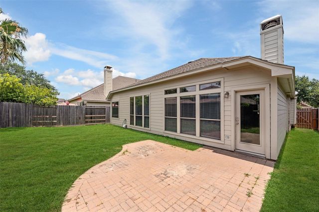 871 Falling Springs Lane, League City, TX 77573