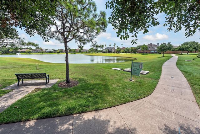 871 Falling Springs Lane, League City, TX 77573