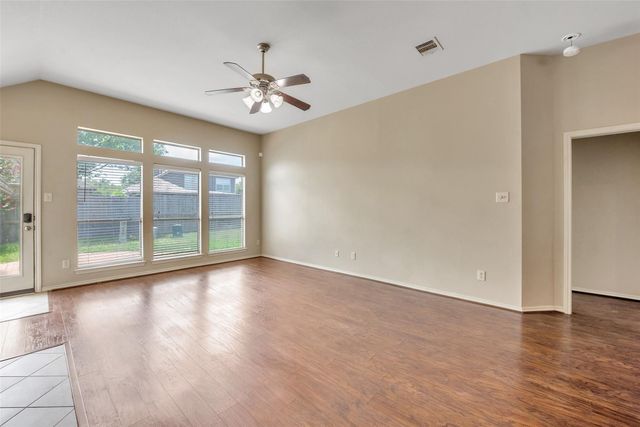 871 Falling Springs Lane, League City, TX 77573