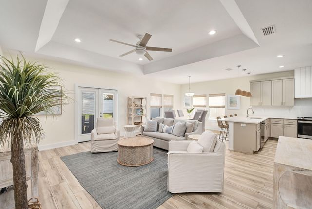 21706 Palm Avenue, Panama City Beach, FL 32413