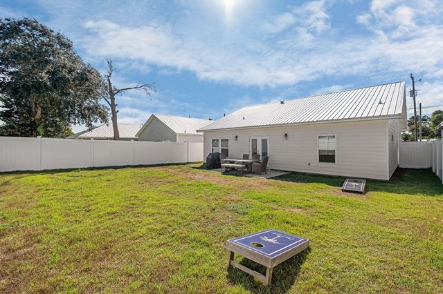 21706 Palm Avenue, Panama City Beach, FL 32413