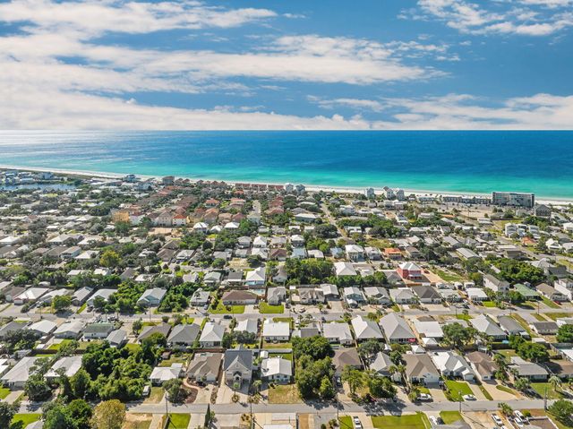 21706 Palm Avenue, Panama City Beach, FL 32413