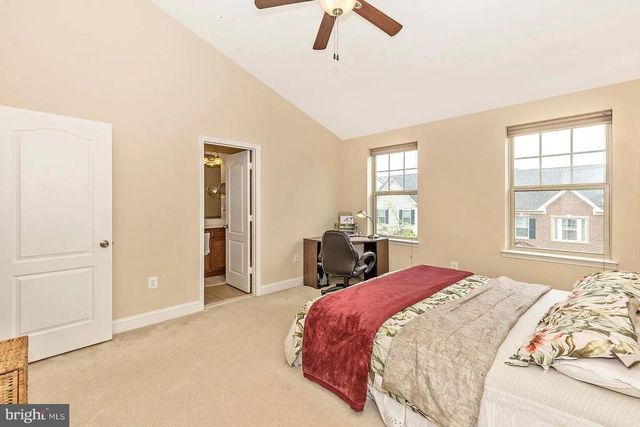 11882 COUNTRY SQUIRE WAY, Clarksburg, MD 20871