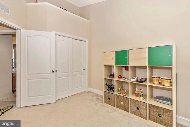 11882 COUNTRY SQUIRE WAY, Clarksburg, MD 20871