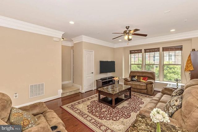 11882 COUNTRY SQUIRE WAY, Clarksburg, MD 20871