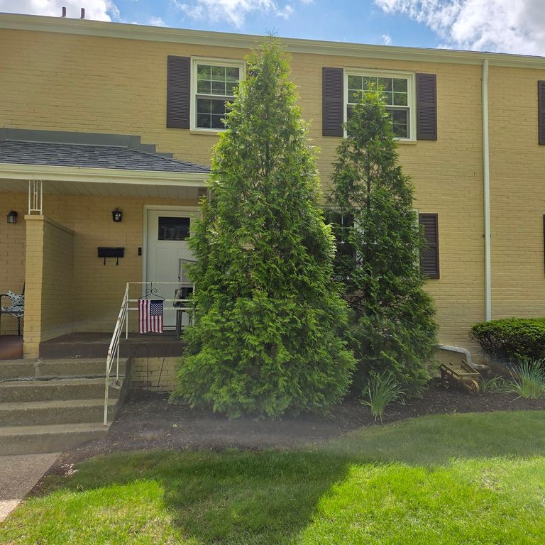 102 Raleigh Ct, Ross Twp, PA 15237